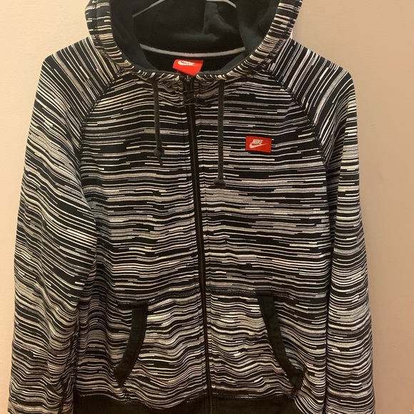 Hoodies very good conditions !Drop me message. - Picture 4 of 8